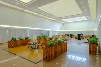 Caiji Hotel