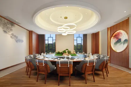 Crowne Plaza Dujiangyan