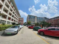 漢庭酒店（上海大寧國際廣粵路店） 鄰近上海市醫療器械批發部(北大門店)的酒店