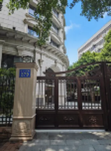 新河苑酒店（廣州太古滙體育中心店） 鄰近廣東技術師範大學(西校區)的酒店