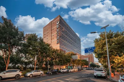 Superior Hotel (Taiyuan Jinyang Street Bethune Hospital) Hotels near Shengying Building