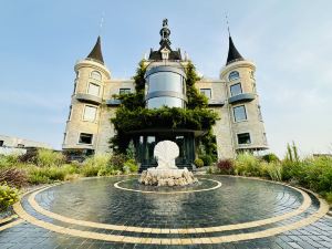 Weihai Bay Four Seasons Castle