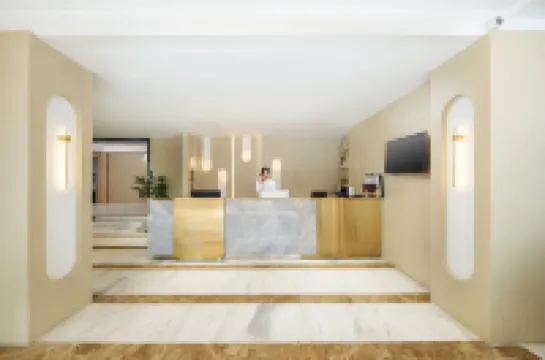 โรงแรมแฟชั่นจินเจียง (สาขาหาดหลงหวางโถว ผิงถัน)