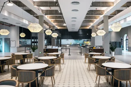 Dragon Lake Princess Hotel Отели рядом с достопримечательностью «Guangdong Mechanical & Electrical Polytechnic (North Campus)»