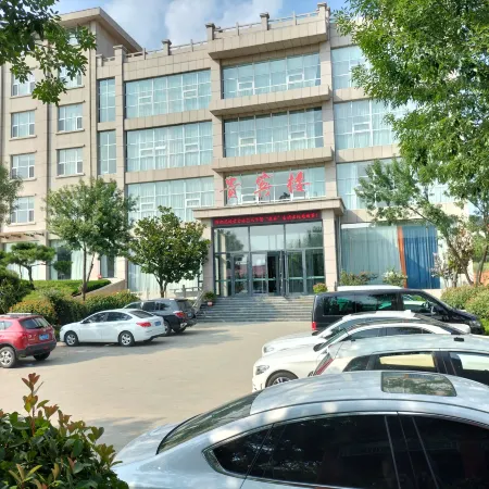 Huaxigu Hotel & Resort