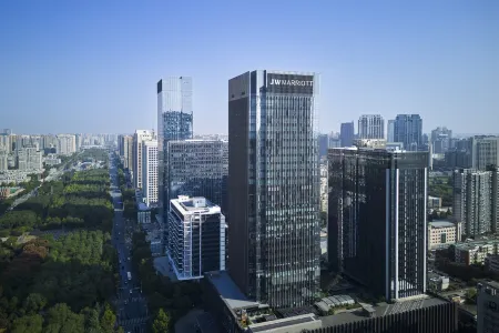 JW Marriott Hotel Xi'an Southwest Отели рядом с достопримечательностью «Xi'an Printing College of Science and Technology»