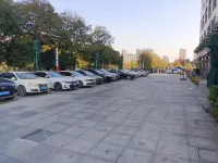 7Days Inn Hotel (Xuancheng High-Speed Railway Station East Square) - parking