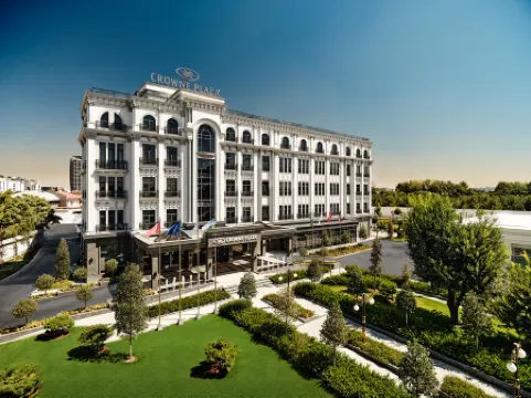 Crowne Plaza TASHKENT by IHG Отели рядом с достопримечательностью «УзЭкспоЦентр»
