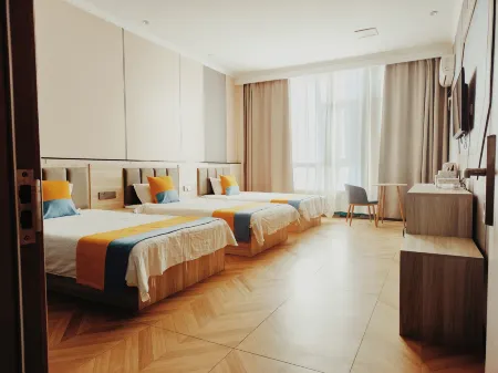 Towo Holiday Hotel (Shizuishan Shahu Scenic Area)