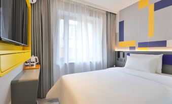 7Days Inn Hotel (Changchun Jida Yiyuan Yulin Cultural Square)