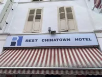Rest Chinatown Hotel Hotels near Merlion Park