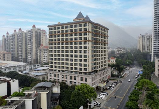 沐云假日酒店 （清远古龙峡店）外景图