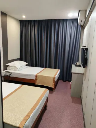 Dongning Hualong Hotel