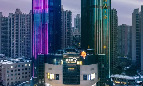 VIENNA INTERNATIONAL HOTEL