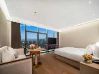 MAISON NEW CENTURY فنادق في نينغ خاي