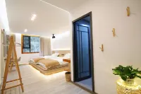 Guiyin Shanshui, Healing Oxygen Bar, Lakeside Vacation Beauty Hotel (Four Sided Mountain Store)