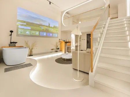 Qinghuan City Homestay