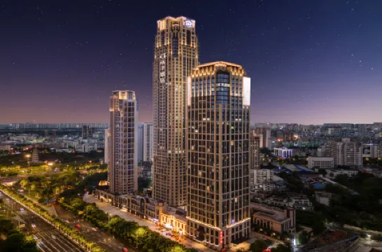 Orange Hotel (Haikou Provincial Government Riyue Square Branch) Отели рядом с достопримечательностью «Hainan Sports Training Hall»