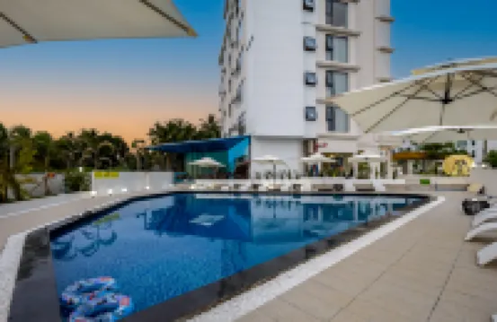 โรงแรมซีสเตย์ โนอาห์ (ถนนท่องเที่ยวคาบสมุทรเสินโจว ว่านหนิง)