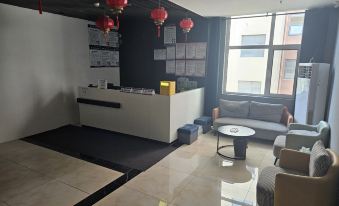 Yinan Yusheng Hotel