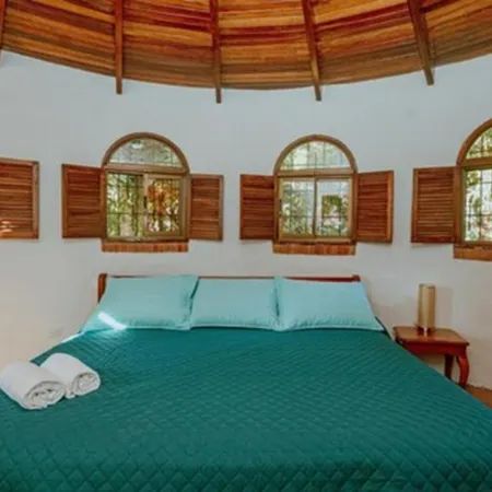 Planeta Sano Hotel