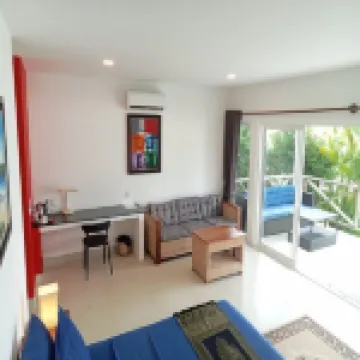 Saracen Bay Resort - Mountain view