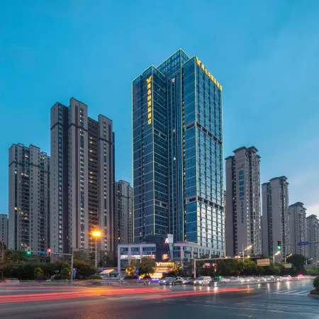Vienna International Hotel · Yi Yang City University Branch