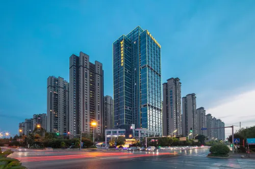 Vienna International Hotel (Yiyang Urban Academy)