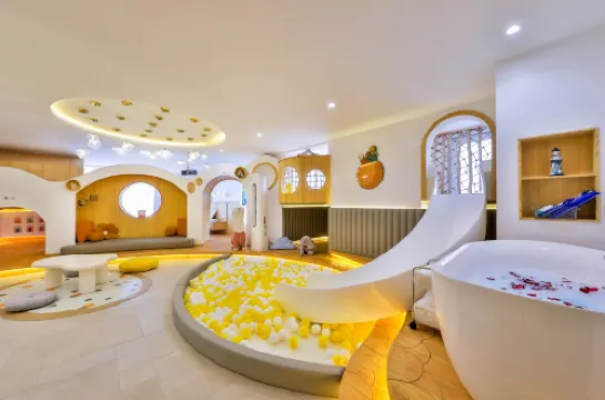 且著精奢湯泉民宿（瀋陽中街大悦城店）