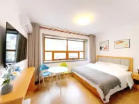 Yanji Hongsan Hotel (Yanbian University Internet-famous Wall)