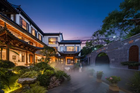 Heting Afrog Menaxi Culture Hotel(Lijiang Ancient City Branch)