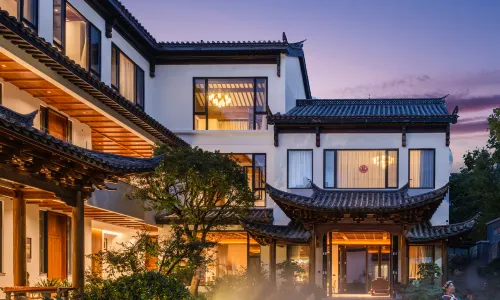 Floral Hotel·Heting Afrog Menaxi Culture Hotel(Lijiang Ancient City Branch)