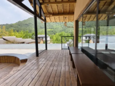 Yinxing·Menggu Homestay Hotels in Hui County