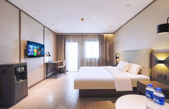 希曼·輕居酒店（泰州興化鄭板橋故居店）