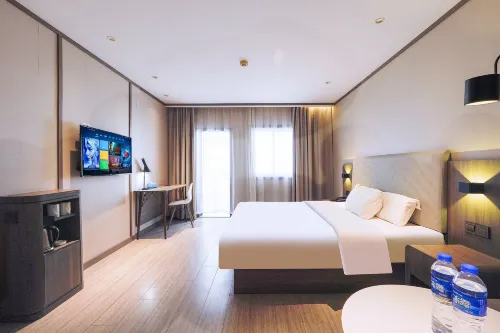 Hanting Express (Xinghua Middle Yingwu Road) Hotels in Xinghua