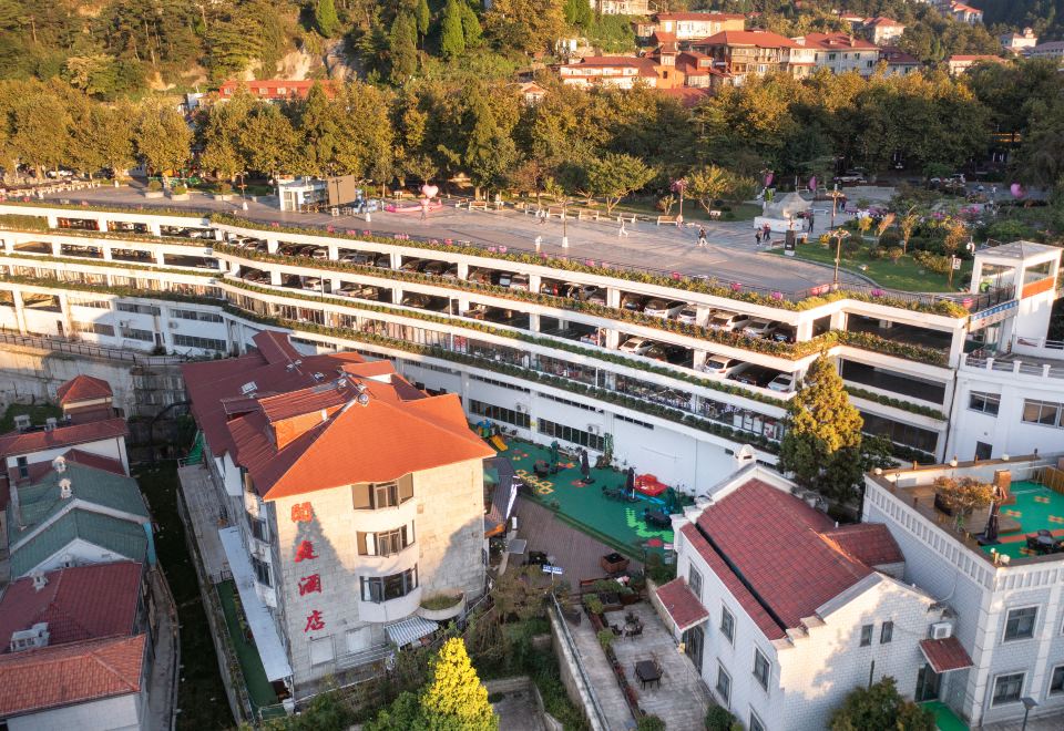 hotel overview picture