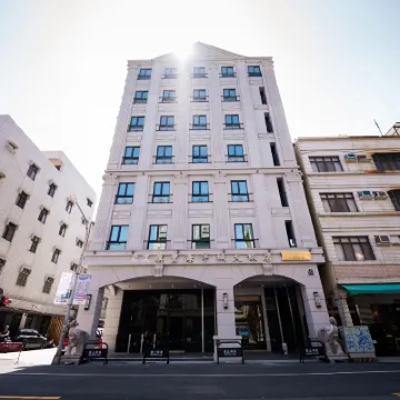 Qifeng Ocean City Hotel Kaohsiung Pier 2 Hotels near Sizihwan Scenic Area