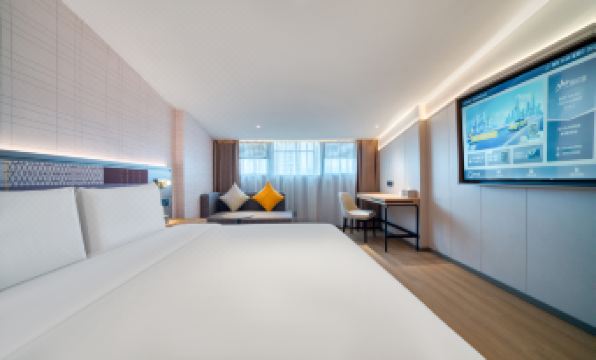Homeinn Plus Hotel (Dongyang Hengdian Film City Pedestrian Street)