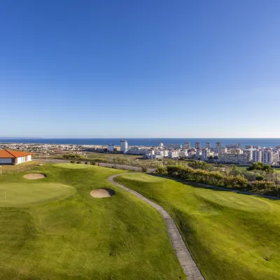 Crowne Plaza CAPARICA LISBON by IHG Hotels near كريستو ري