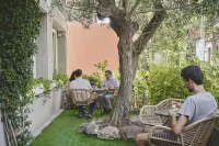 Tres Torres Atiram Hotels