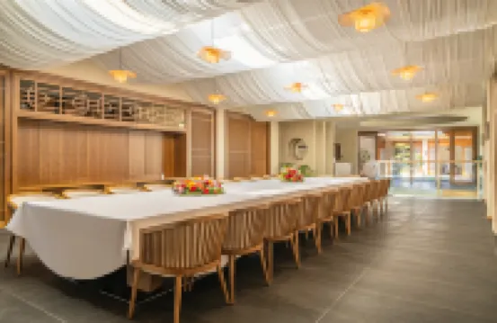 Pan Zhi Hua Rezen Hotel