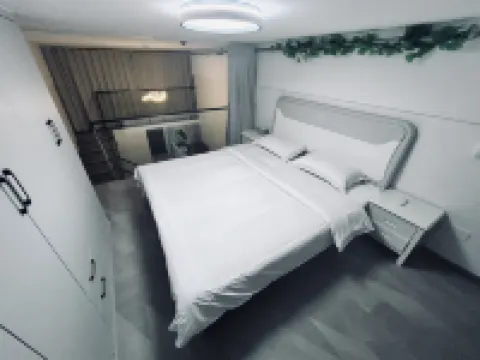 沐嶼LOFT·藝術影院公寓（新力銀湖灣店）