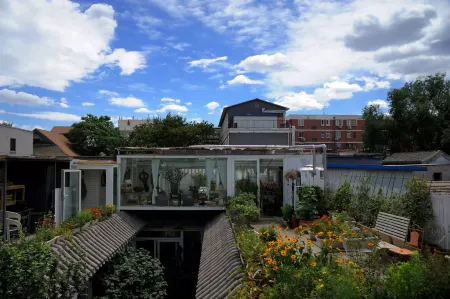 Peking Garden · Peking yard Siheyuan Hotel (Xidan Financial Street, Beijing) Отели рядом с достопримечательностью «China University of Mining and Technology Graduate School»