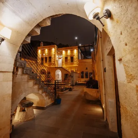 Misty Cave Hotel