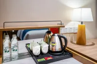 Tuke  Hotel (XianNing Railway Station Xianning High-speed  North Railway Station) - 4 tähden