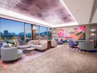 Mercure Chengdu Chunxi Road Tianfu Square Hotels near Tianfu Square
