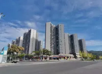 Yunbian Youjia Inn (Zhangjiajie West Station) Hotel in zona Zhangjiajie West Station
