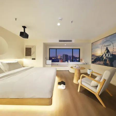 Zaoyan Designer Studio (Zigong Lantern Park FanHua 1939 Shopping Plaza)