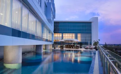 Hariston Hotel&Suites, Pluit - Jakarta Các khách sạn gần Kirana Boutique Office