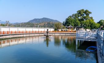 Baihou Mountain Villa